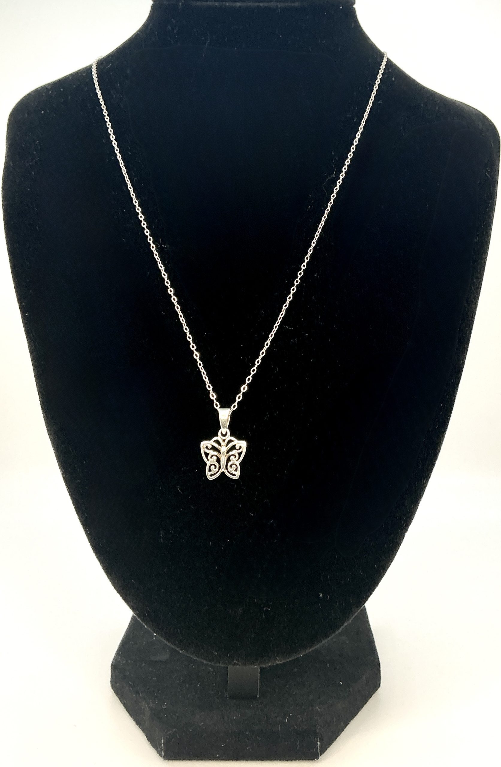 925 Sterling Silver Butterfly Pendant Necklace on 18" Fine Chain – 2.21g - Image 5