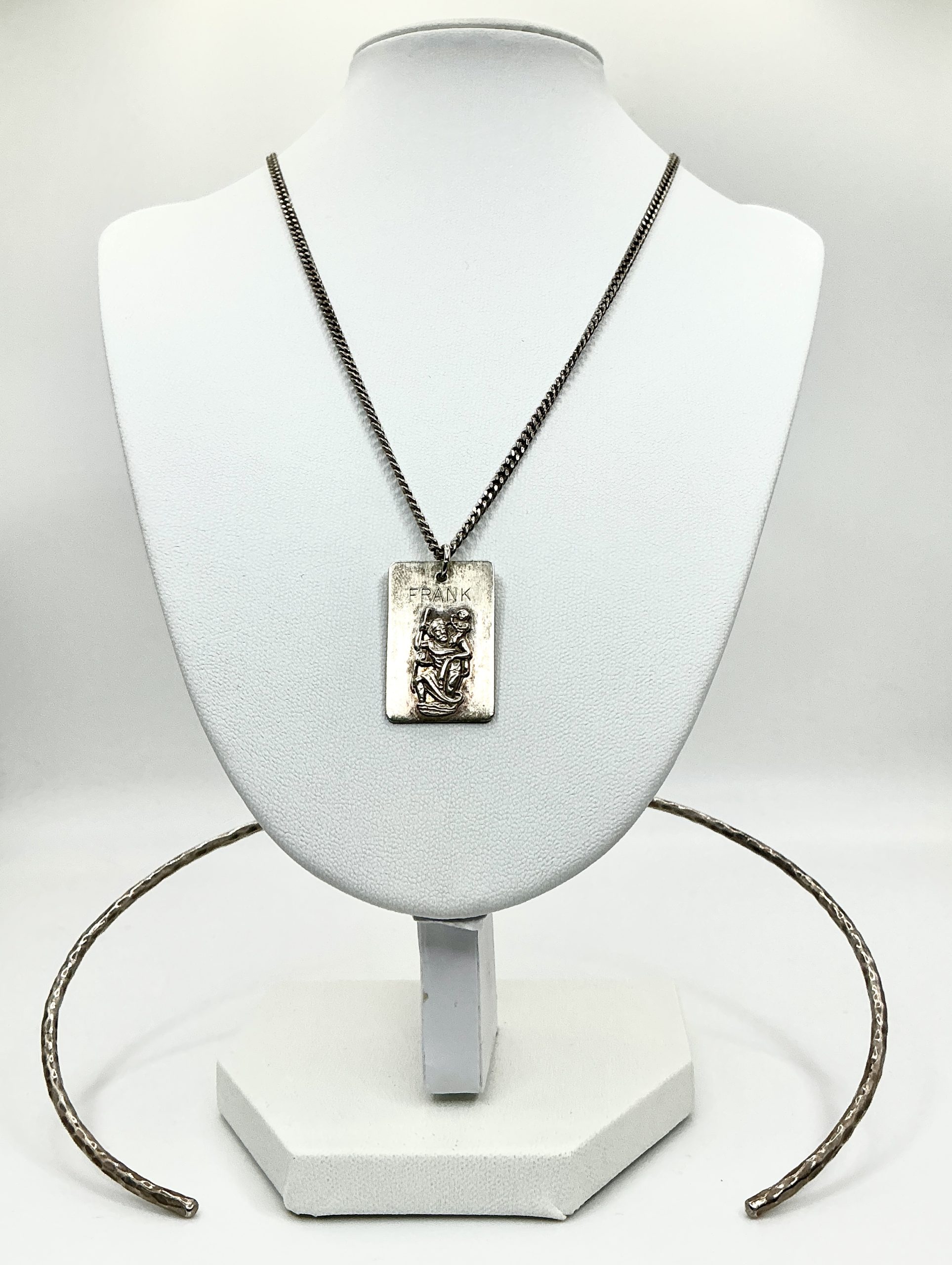 Vintage 1981 Sterling Silver St Christopher Pendant & Chain – Birmingham Hallmarked Religious Necklace - Image 4