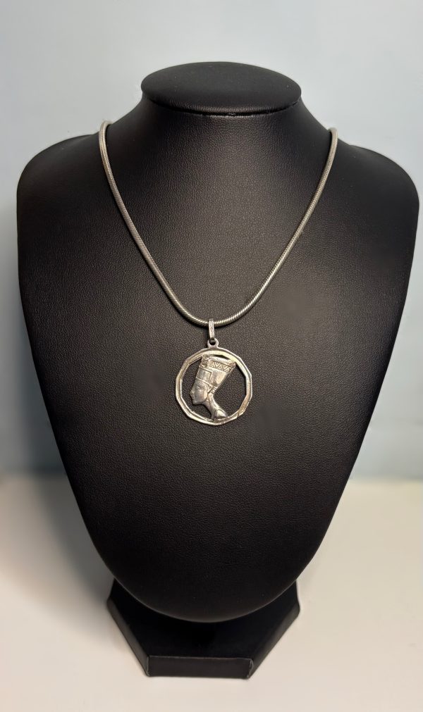 15” Sterling Silver thick snake chain with vintage silver Egyptian pendant - Image 4