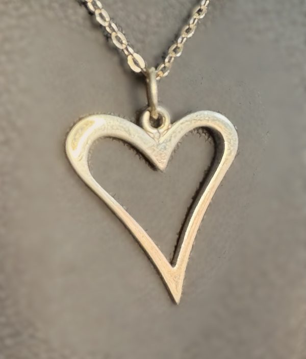 Sterling silver necklace with silver pendant - Image 2