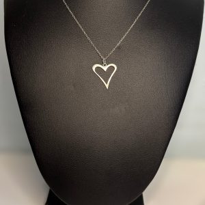 Sterling silver necklace with silver pendant