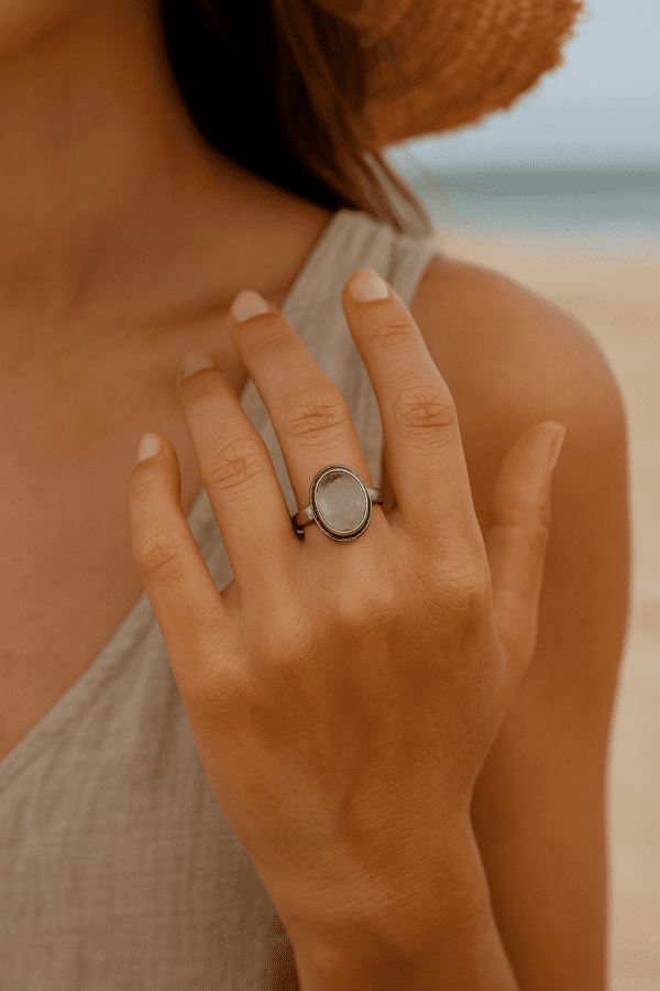 Artisan 900 Silver Clear Quartz Ring – Oval Cabochon, Size Q, 5.8g