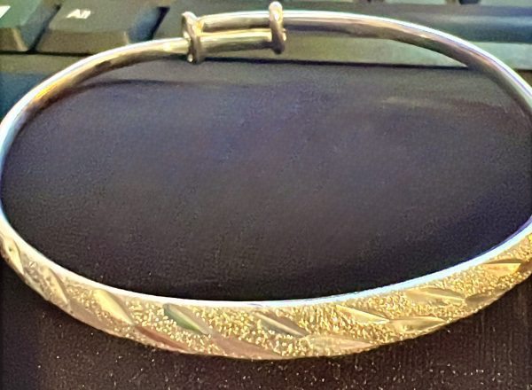 Solid 999 silver expandable bangle - Image 2