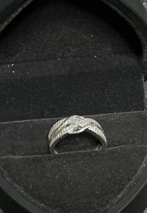 Sterling silver and diamond ring - Image 2