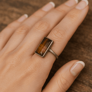 Luxury Sterling Silver Tiger’s Eye Ring – Rectangular Cut – 2.1g – Size K/L (Resizable)