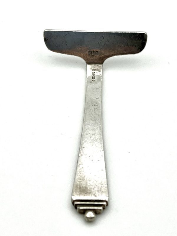 Sterling Silver Pyramid Child's Food Pusher - Image 3