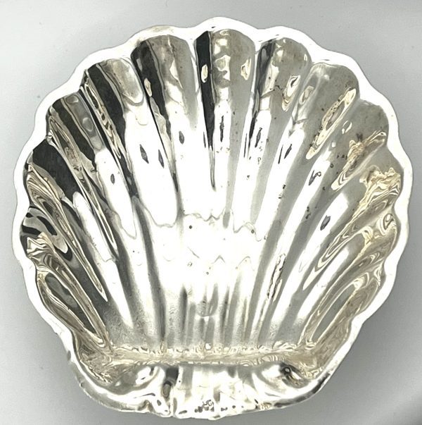 Silver scallop dish - Image 3