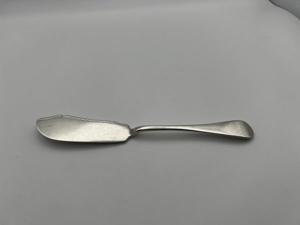 Antique Sterling Silver Fish Knife by Wakely & Wheeler – London 1889, 35g - Image 2