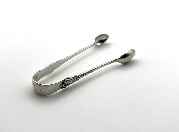 Small sterling silver sugar tongs - Image 2