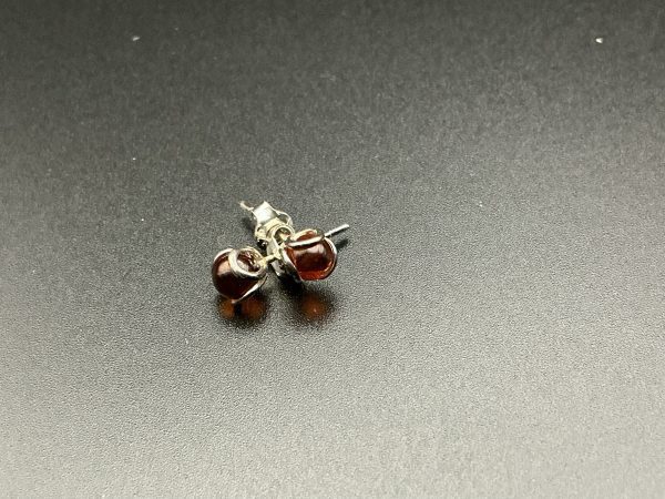 Small sterling silver amber studs - Image 3