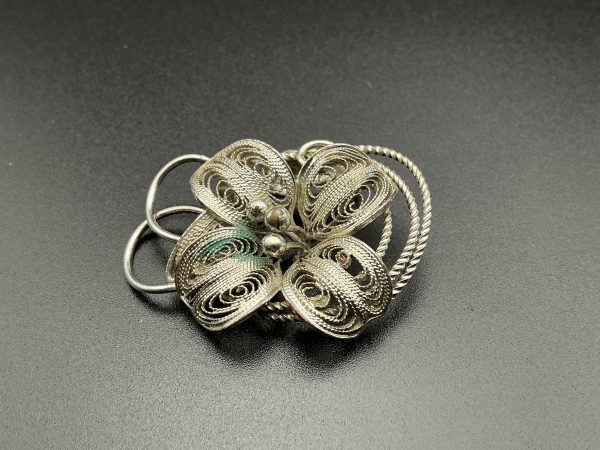 Fine floral filigree brooch - Image 3