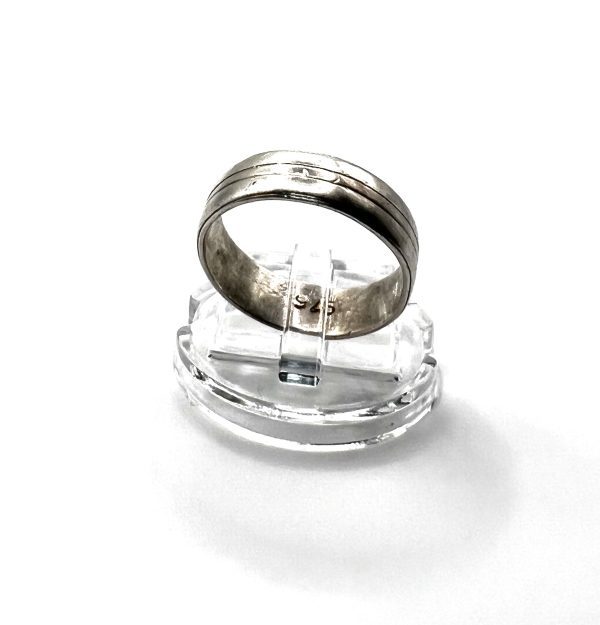 Silver band ring - Image 2