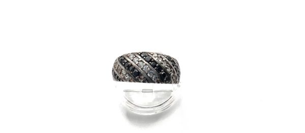 Silver black Onyx Diamante ring - Image 3