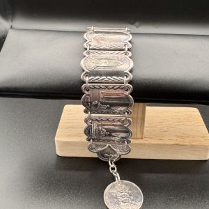 Bangles, Bracelets & Anklets