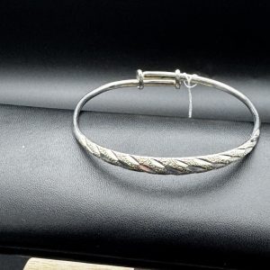 Solid 999 silver expandable bangle