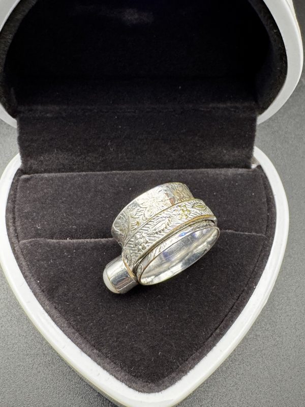 Vintage Pearl Spinner Ring | 925 Sterling Silver | Ring Size L - Image 2