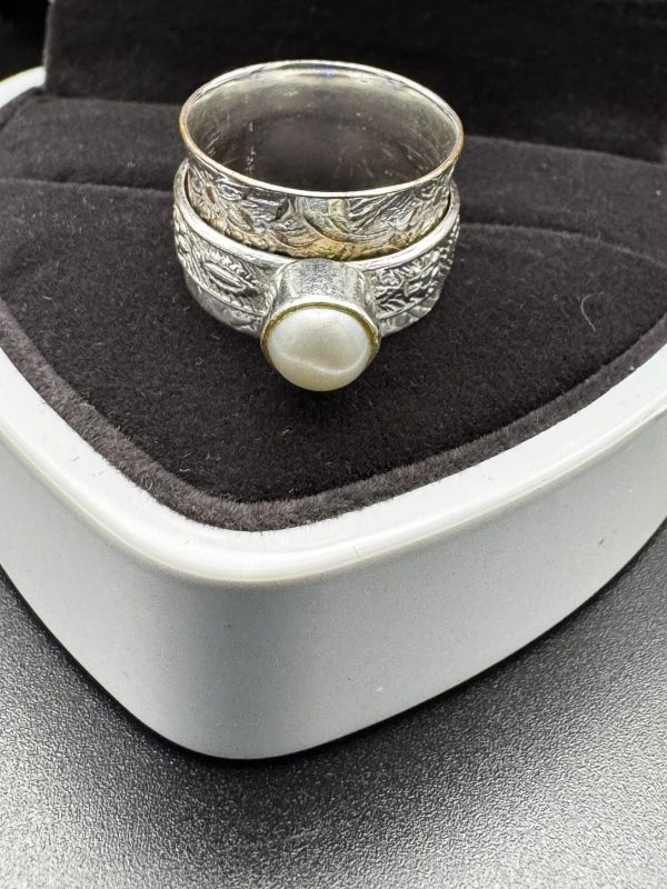 Vintage Pearl Spinner Ring | 925 Sterling Silver | Ring Size L - Image 3