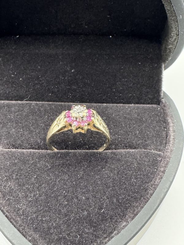 9 carat gold ruby and diamond clustering - Image 5