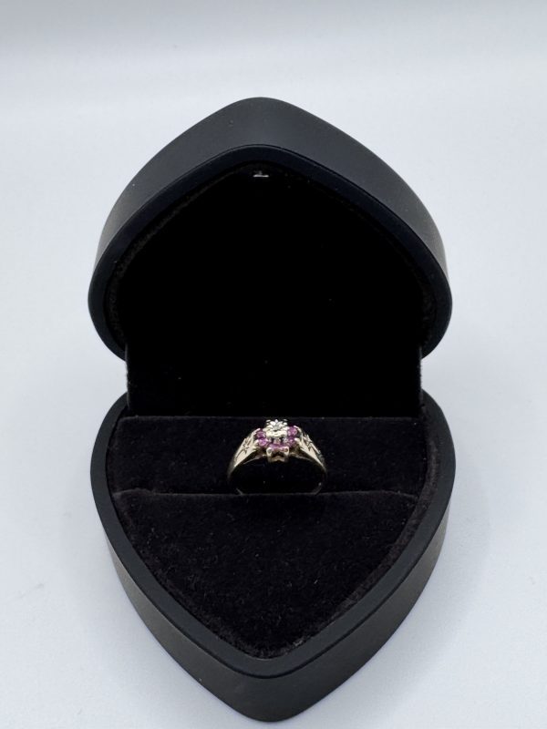 9 carat gold ruby and diamond clustering - Image 4