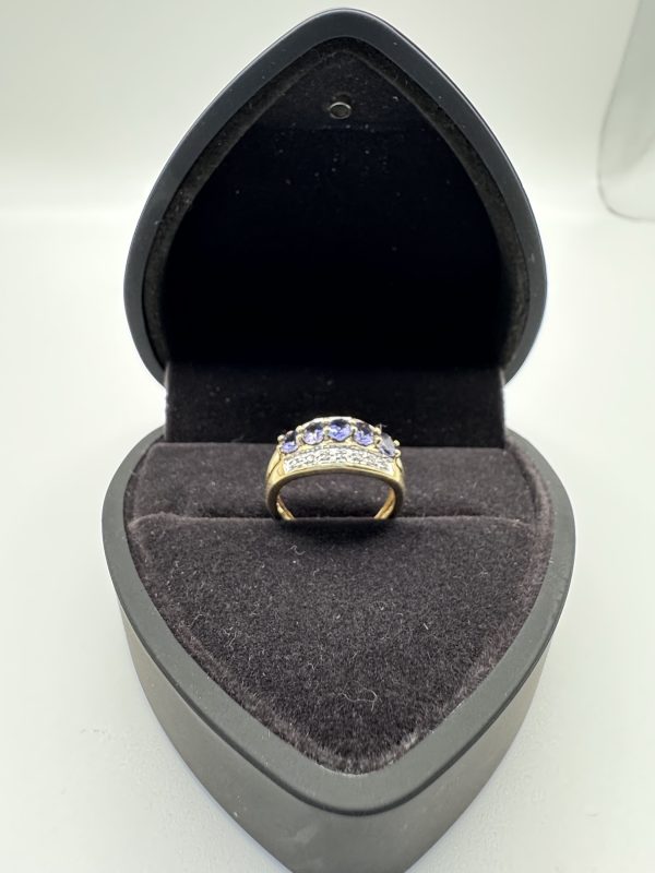 9 carat gold, amethyst and diamond clustering - Image 3