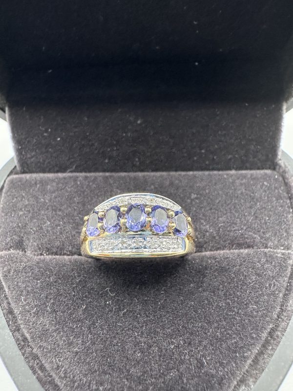 9 carat gold, amethyst and diamond clustering