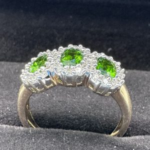 9ct gold diopside and diamond set ring.