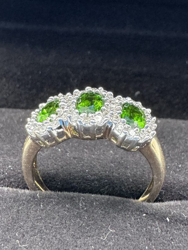 9ct gold diopside and diamond set ring.