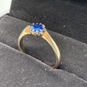 14 carat yellow gold ring with blue Tanzanite stone
