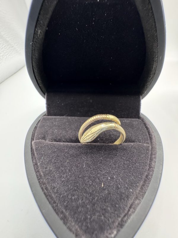 14 carat gold snake ring - Image 3