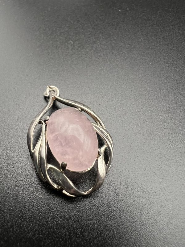 Beautiful sterling silver and rose quartz stone pendant