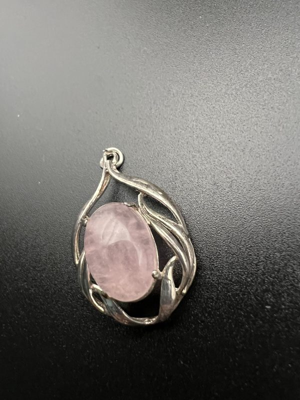 Beautiful sterling silver and rose quartz stone pendant - Image 3