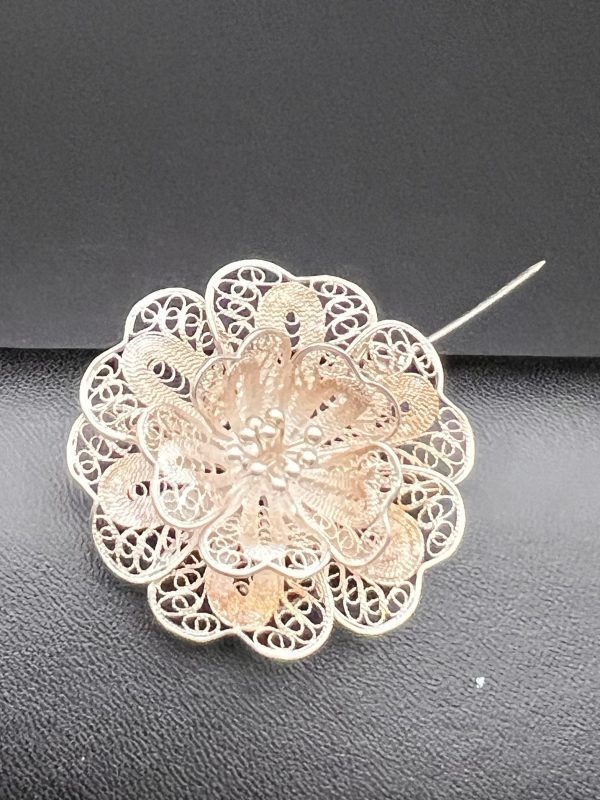Sterling silver filigree floral brooch - Image 5
