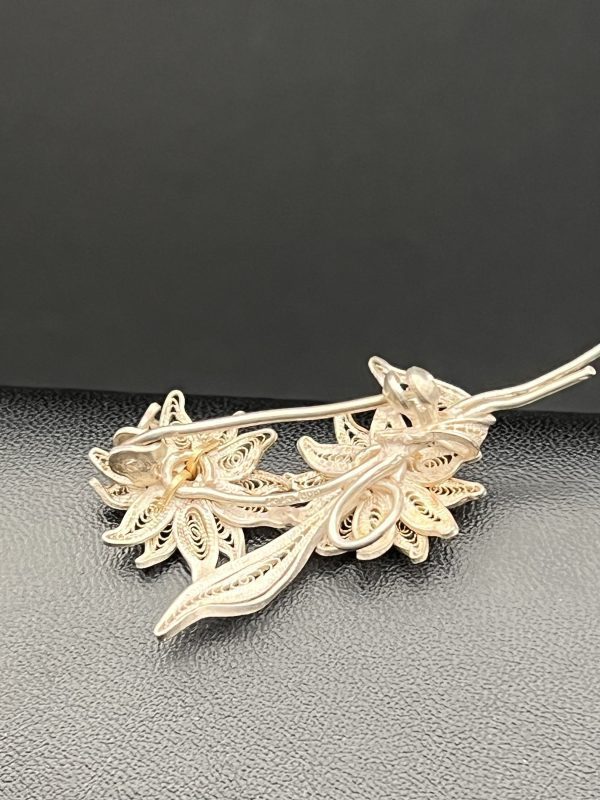 Sterling silver double flower delicate brooch - Image 3