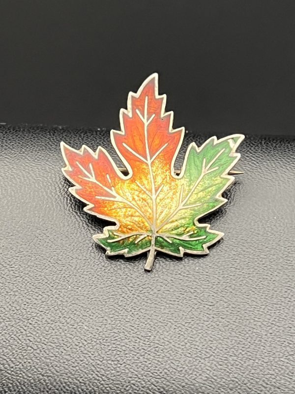 925 Sterling Silver Enamelled Leaf Brooch – 3.56g - Image 2