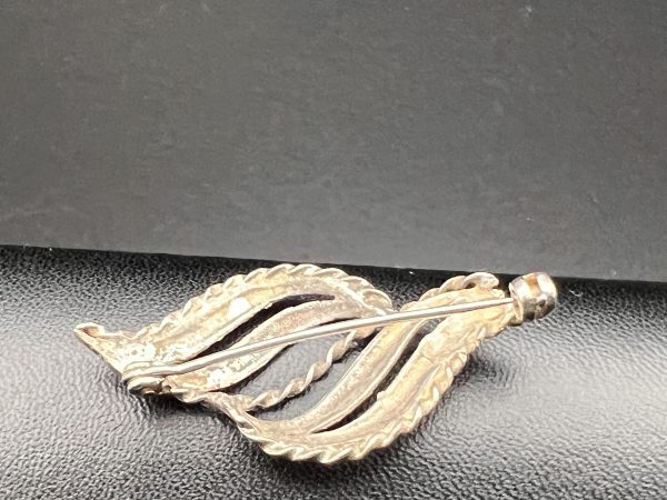 Silver brooch - Image 3