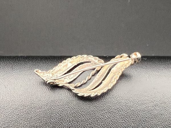 Silver brooch - Image 4