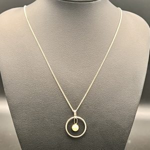 18” Sterling necklace with elegant vintage silver and pearl pendant