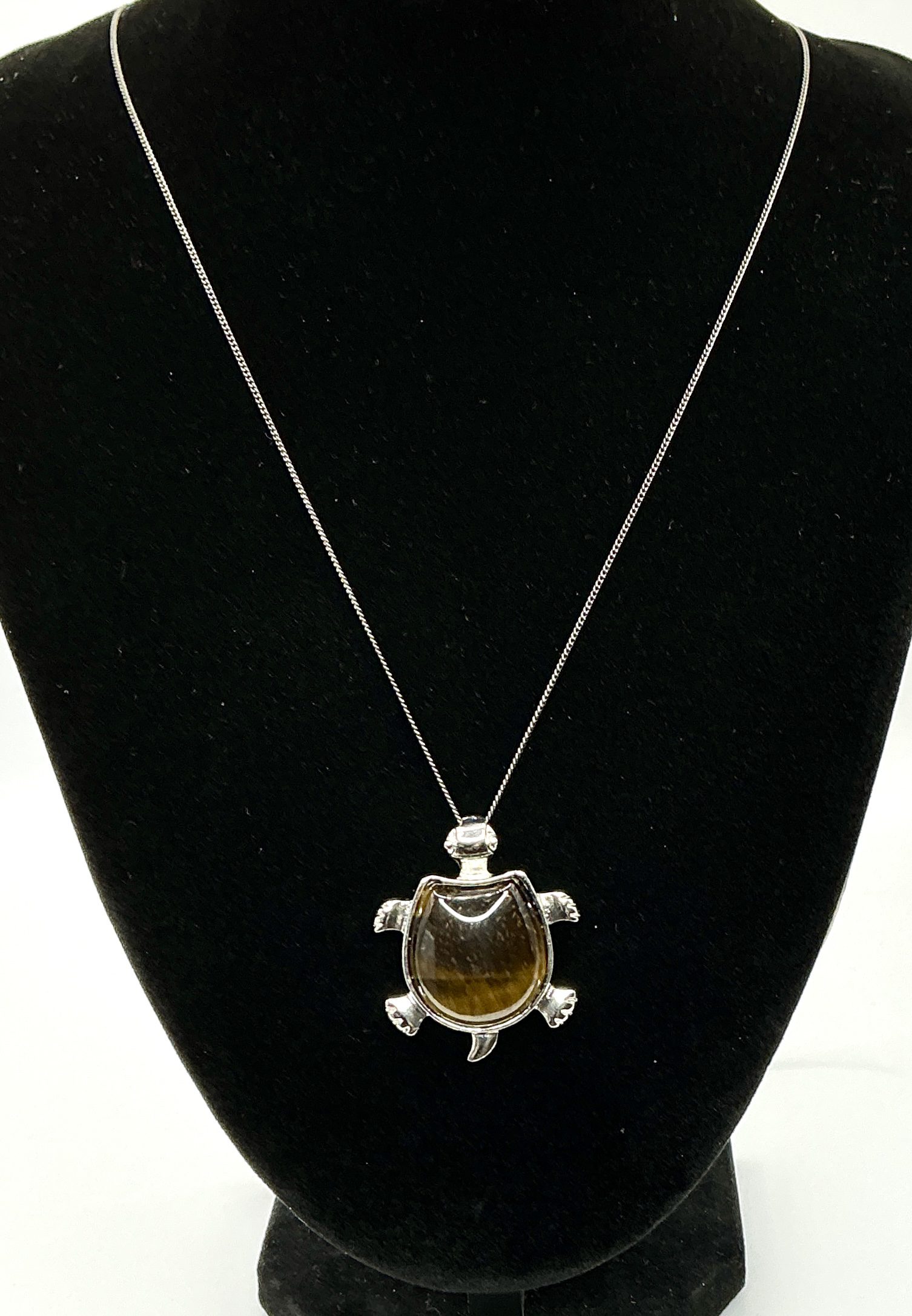 22" Oxidised 925 Silver Chain with Tiger’s Eye Turtle Pendant – 13g - Image 9