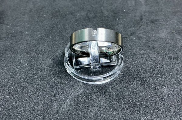 Titanium men’s ring with CZ stone. - Image 3