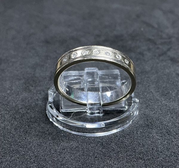18ct White Gold Diamond Eternity Band – Edinburgh Hallmarked