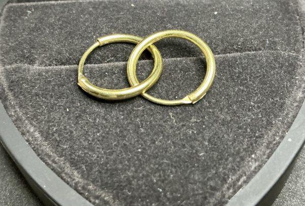 22 carat yellow gold hoops - Image 2