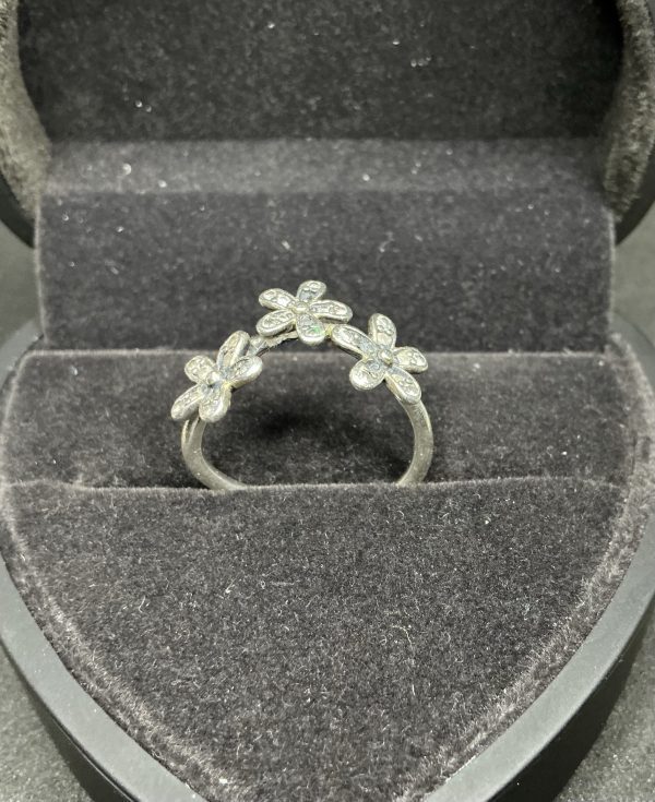 Silver Pandora Daisy ring - Image 3