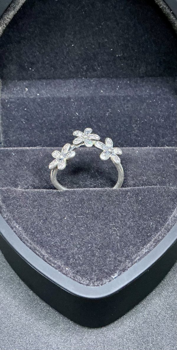 Silver Pandora Daisy ring