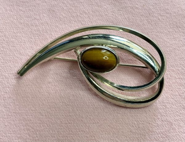Vintage Finnish silver and tiger’s eye brooch - Image 2