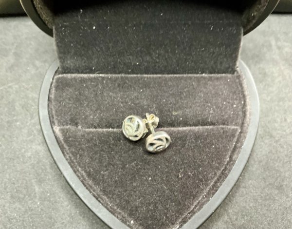 Sterling silver ear studs - Image 2