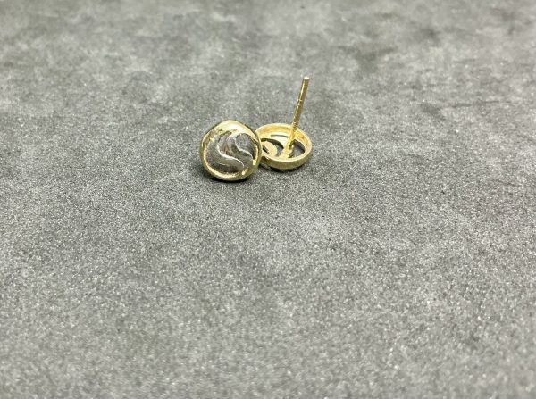 10 carat gold stud earrings - Image 3
