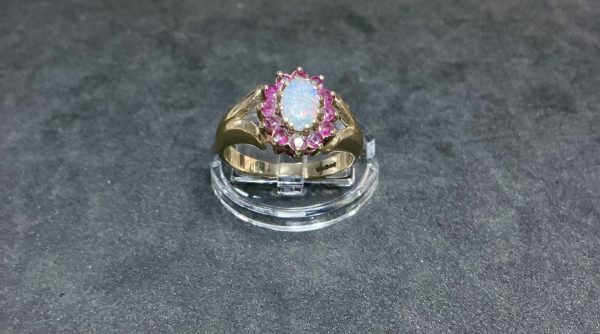 9 carat gold opal and red ruby halo ring - Image 3