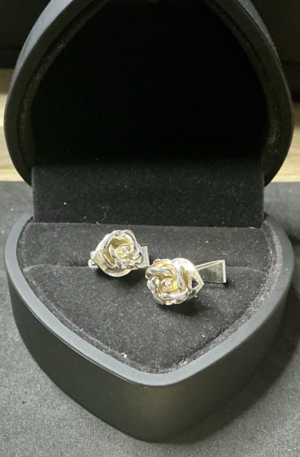 Sterling silver rose earrings - Image 4