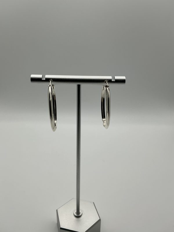 Plain oval hoop earrings - Image 3