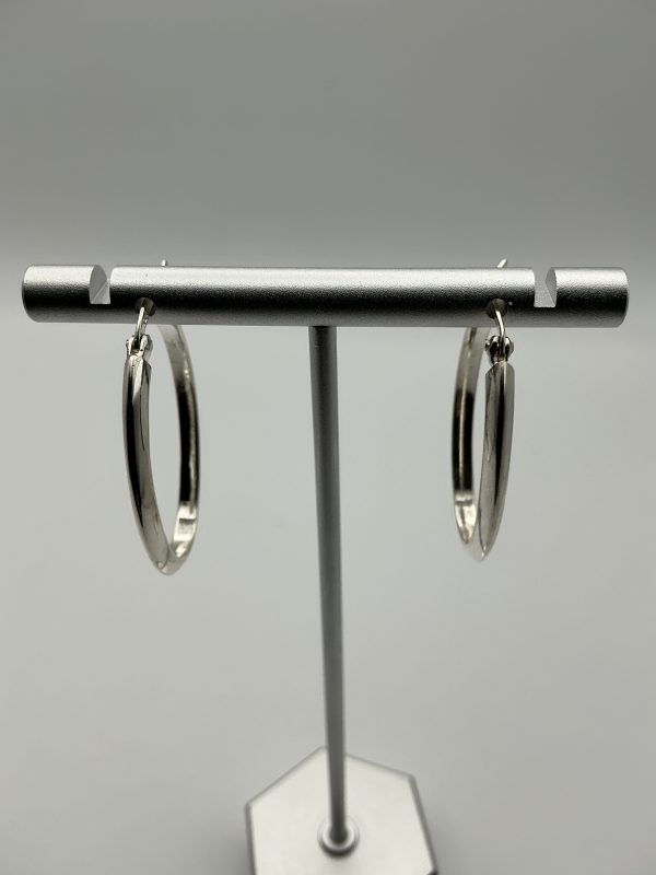 Plain oval hoop earrings - Image 4